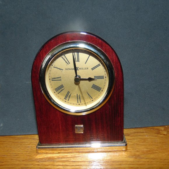 HOWARD MILLER Other Small Howard Miller Mantel Clock Poshmark